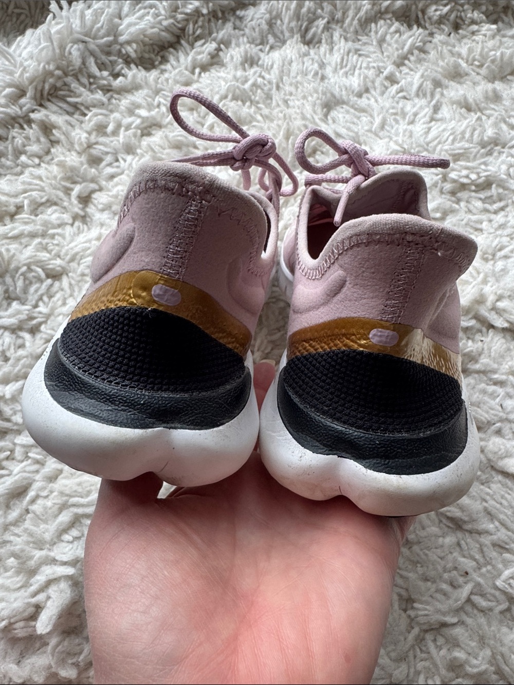 Nike Free Runs - Picture 4 of 5